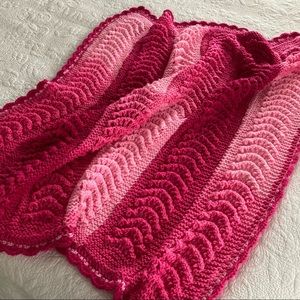 Pink💓ombré Handmade knitted crochet baby blanket